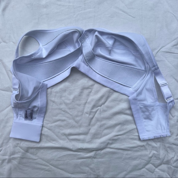 NWOT Glamorise Active Support Non Wired Bra in White, 42D - Picture 8 of 10